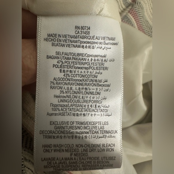 BCBGMAXAZRIA Striped Sleeveless Dress in Cream and Red girls' size 10. - Picture 6 of 8